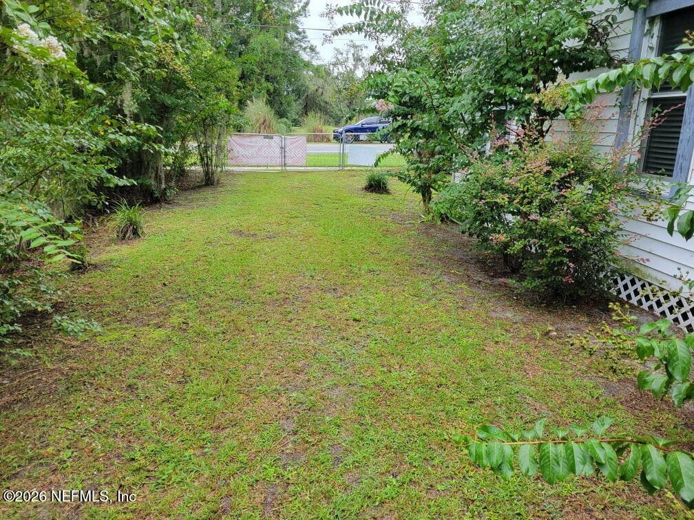 Side yard